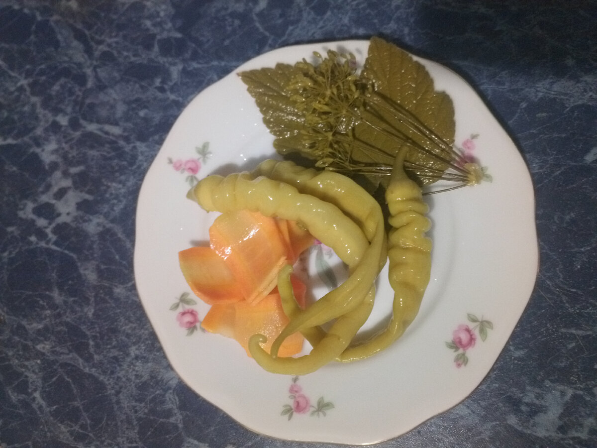 Маринованный перчик Бараний рог