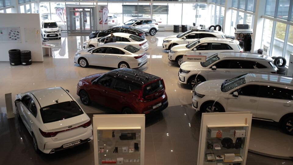    В автосалоне. Фото иллюстративное.. Источник: Анна Меньшикова