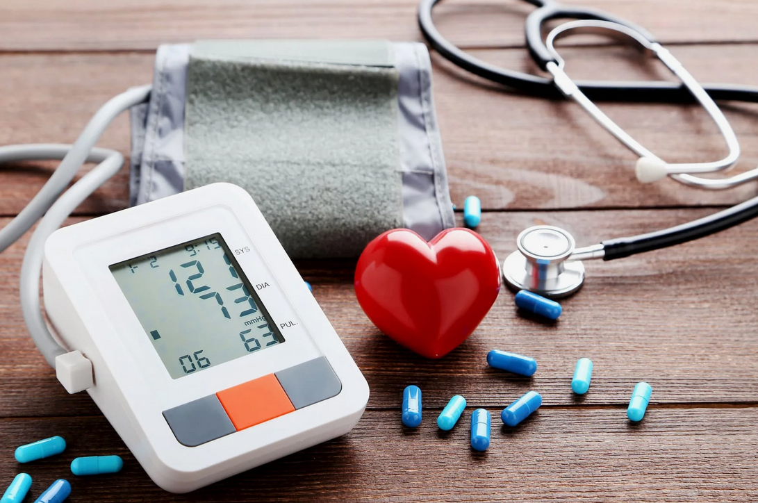 Артериальная гипертония – ведущий  фактор риска для развития заболеваний сердечно-сосудистой системы.  