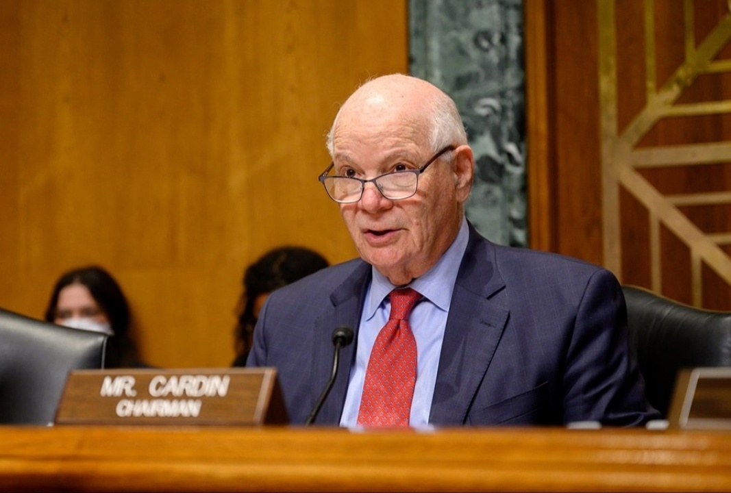    Сенатор США Кардин заявил пранкерам, что Грузия сделала «неправильный поворот»