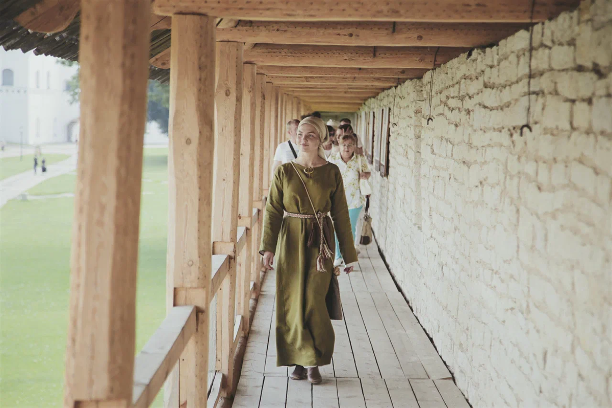 Со временем Кремль расширялся, а его стены становились всё выше и прочнее, защищая город от многочисленных врагов