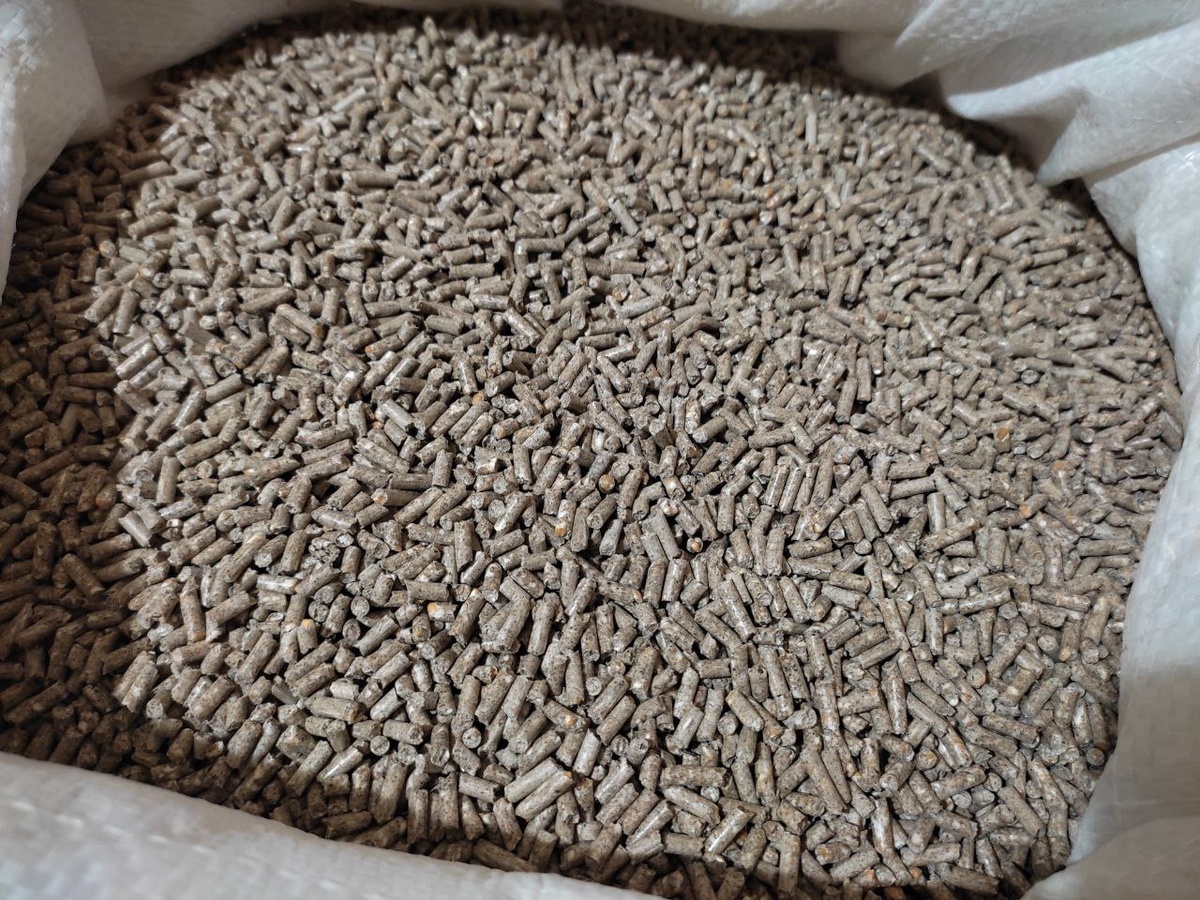 Гранула: пшеница + подсолнечный жмых