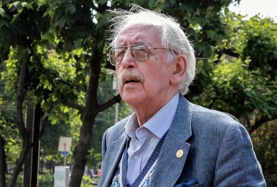    Василий Ливанов