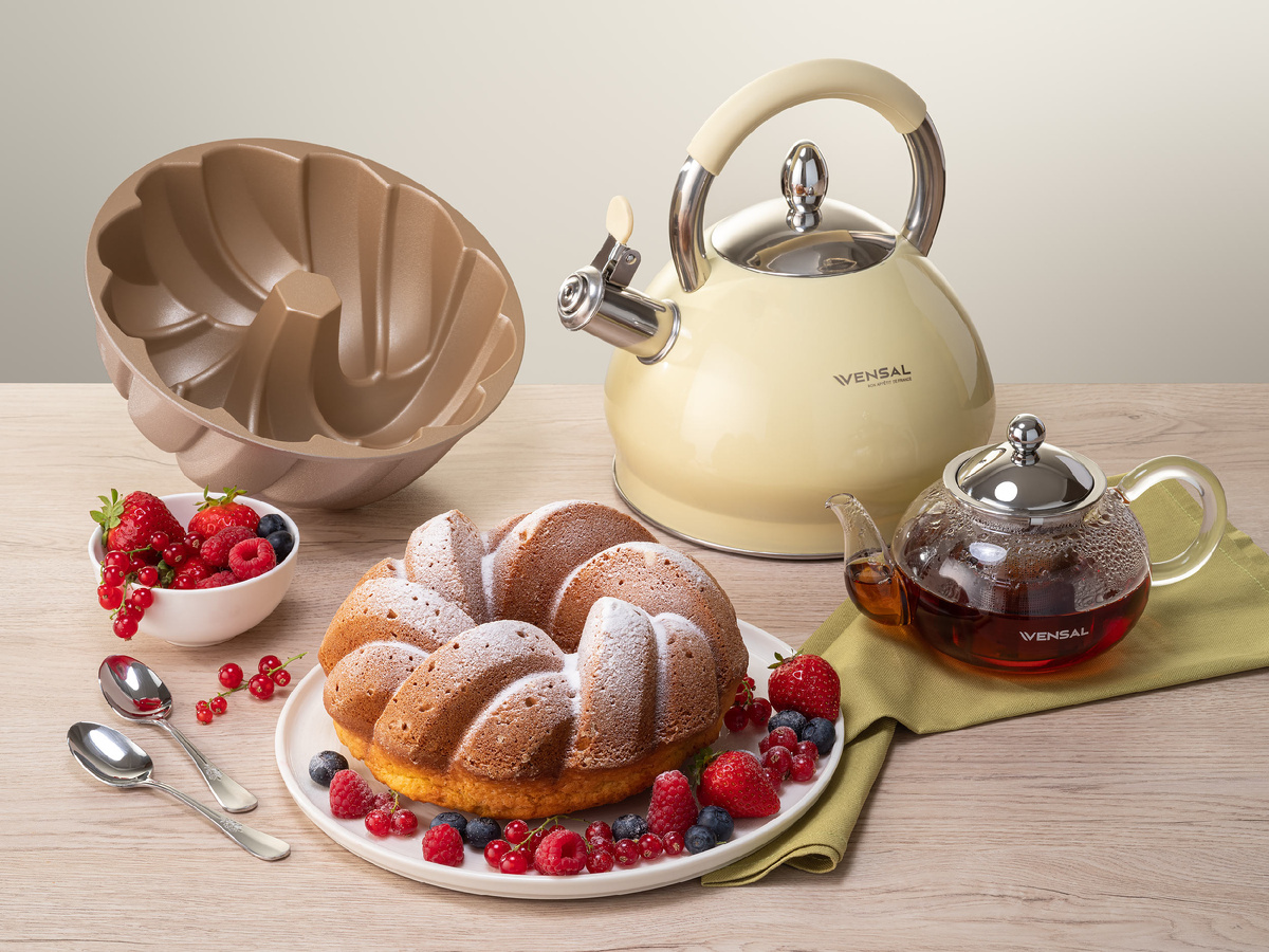 Съемка посуды для каталога.