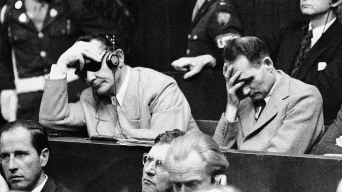 Нюрнбергский процесс 1946. Кого судили заочно на нюрнбергском процессе. Нюрнбергский процесс осужденные. Нюрнбергский судебный процесс. Нюрнбергский процесс скамья подсудимых.