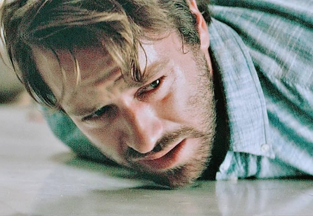 Кадр из фильма «Hotel Mumbai». Режиссер: Энтони Марас. Производство: A Hamilton and Electric Pictures Production, American Entertainment Investors, Cyan Films, Double Guess Productions, Screen Australia, ScreenWest, South Australian Film Corporation, Thunder Road, Xeitgeist Entertainment Group. Прокат: Парадиз