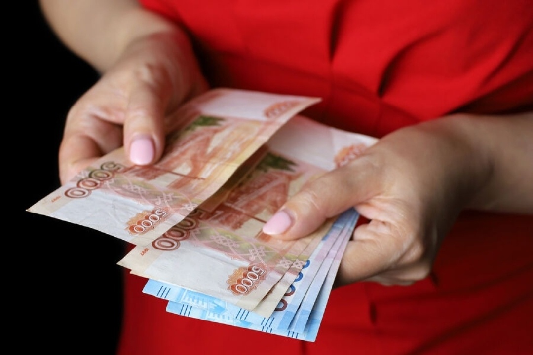    Число семей в РФ, которым денег хватает на все, достигло исторического максимума