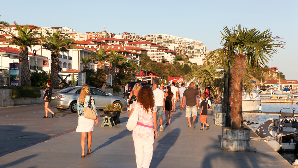 Солнечный Берег. Август