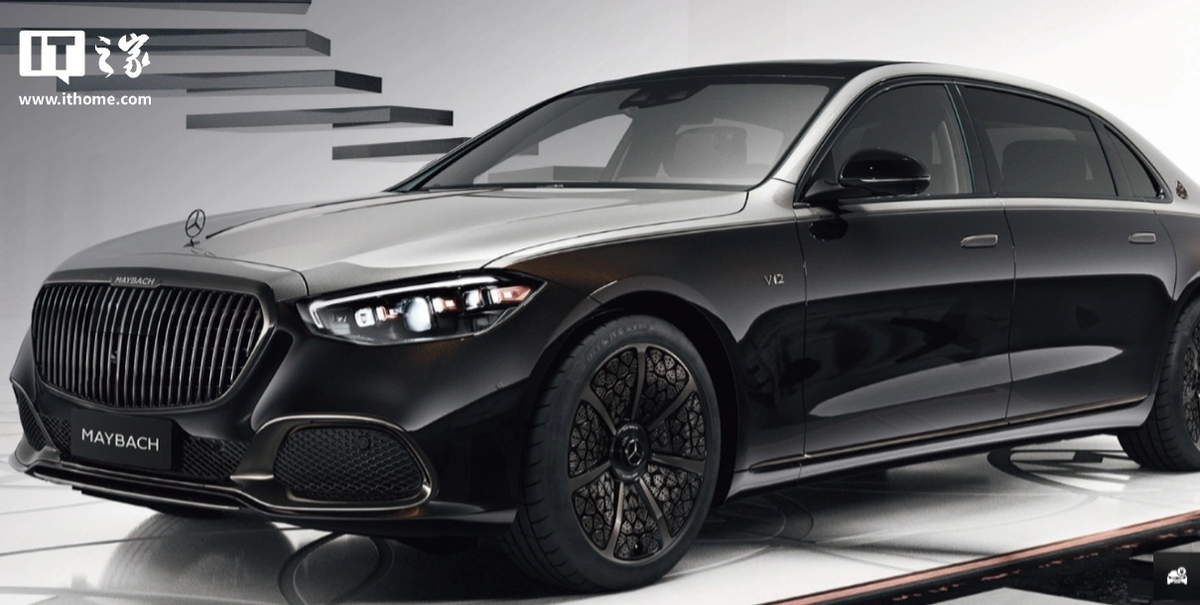 Фото Mercedes-Maybach  📷
