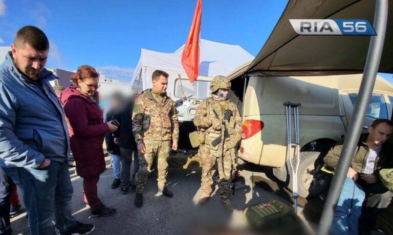    Более 300 оренбуржцев подписали контракт с Минобороны на выставке трофейной техники Кристина Просвиркина