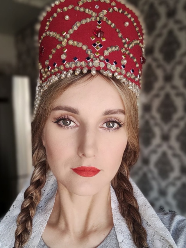 Макияж под кокошник 