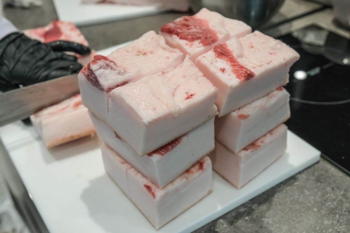 Что русскому хорошо, то китайцу сало. Фото: Михаил Ступин