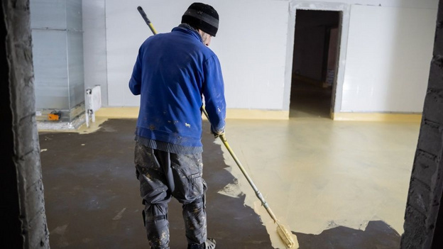    Глава города Кирова оценила темпы строительства трёх школ