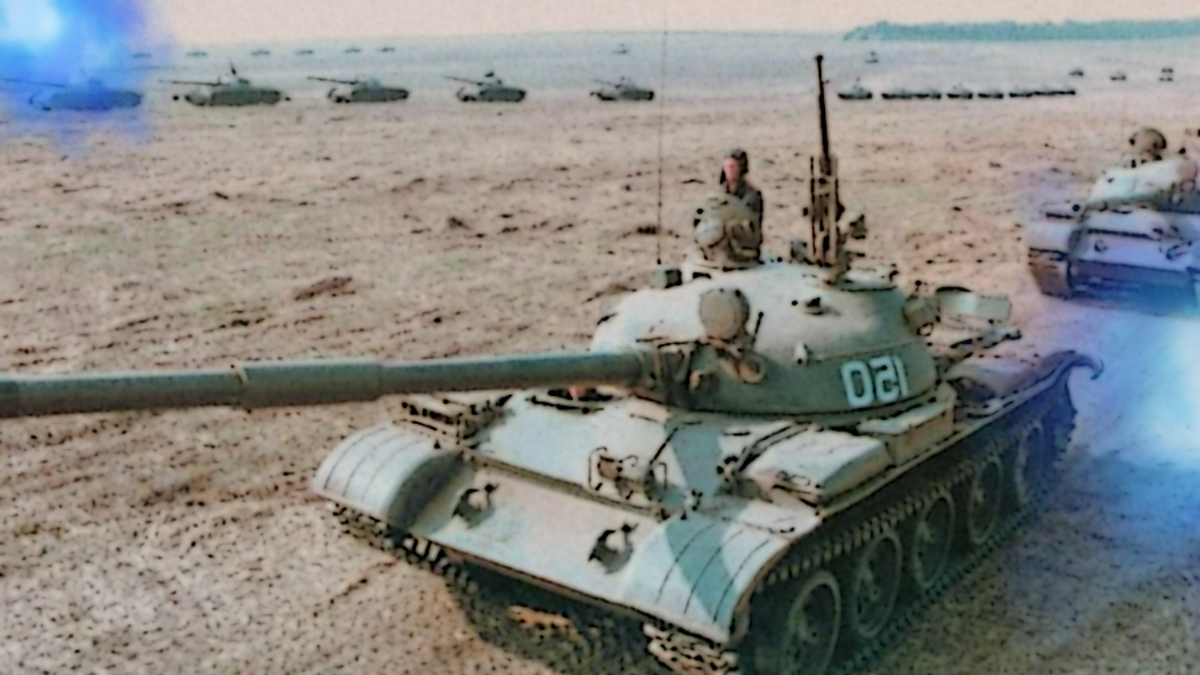 Т-62 в строевом порядке