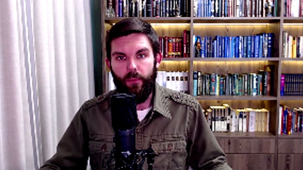 Роман Голованов