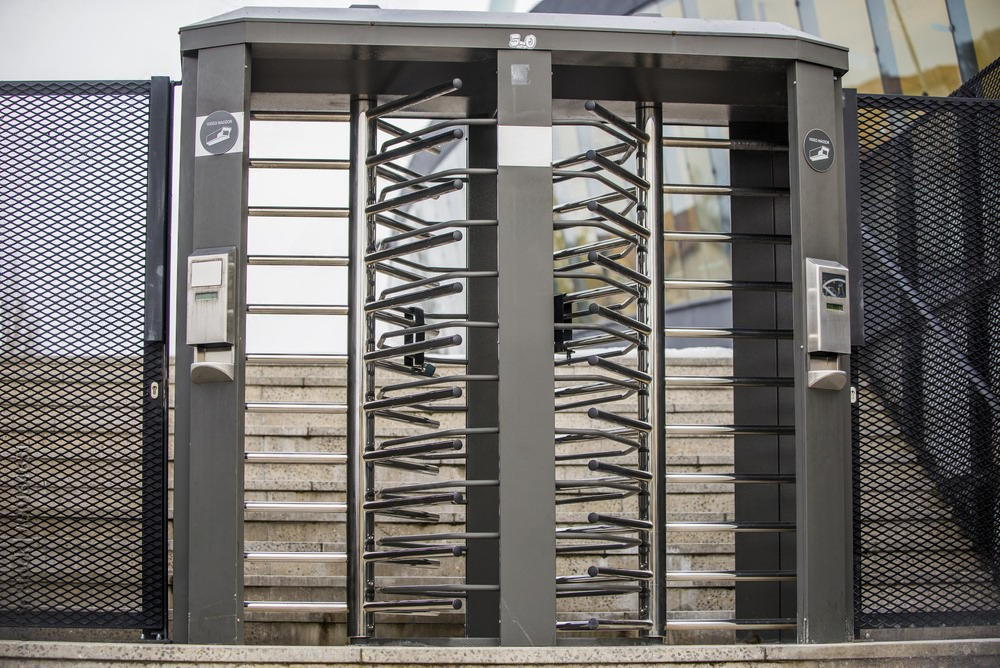 Турникеты полноростовые для ФСИН