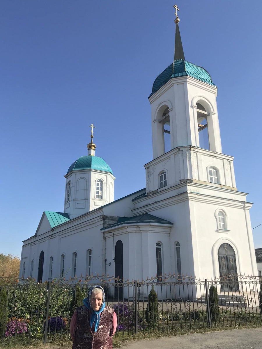 М.С. Болдина всегда в душе надеялась, что храм Божий вновь распахнёт свои двери для прихожан и зазвонят опять колокола. Сбылось!