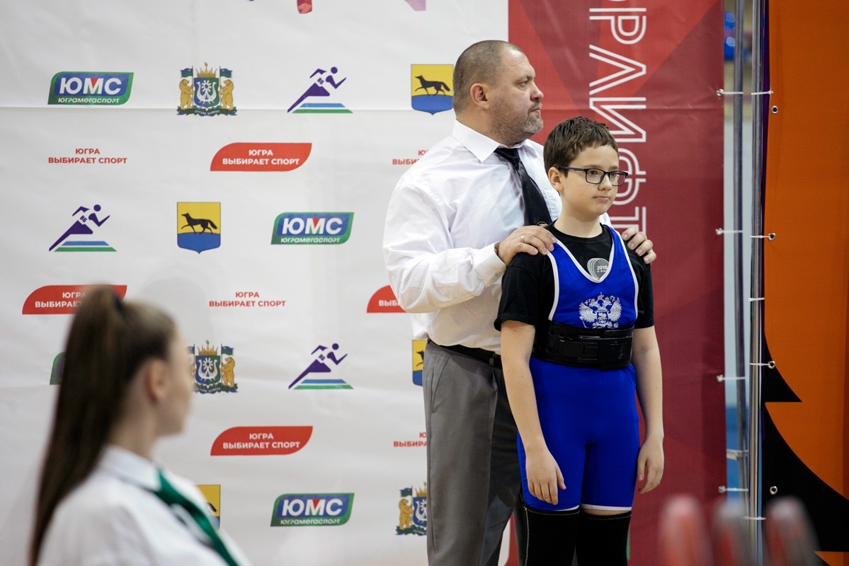    В Сургуте прошли Чемпионат и первенство Югры по пауэрлифтингу