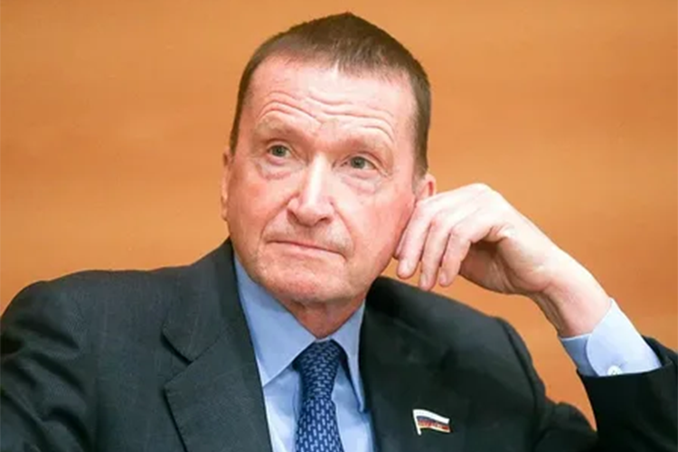    Юрий Петров подчеркнул, что все отзывы, поступившие из регионов к проекту закона, положительные, к тому же он поддержан профильными комитетами.   
Фото:  duma.gov.ru