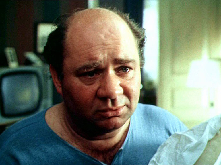 Евгений Леонов - кадр из фильма "Старший сын"