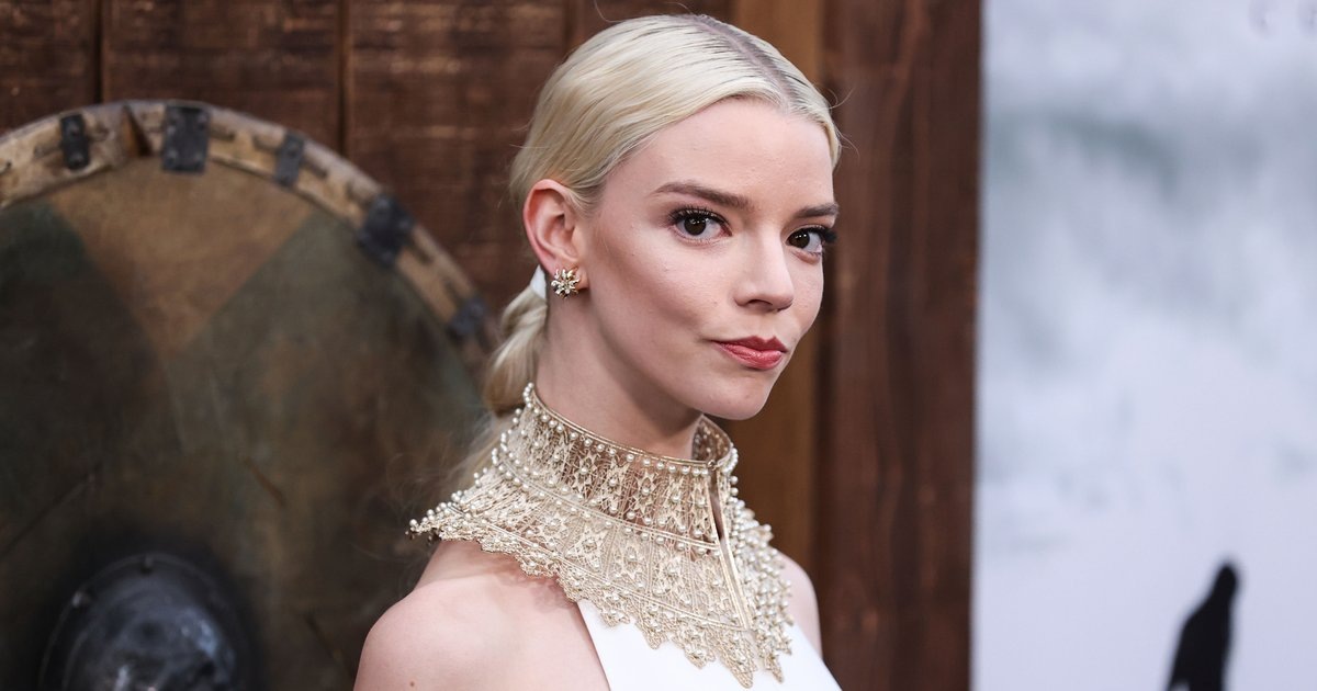 Это американо-британская красавица. Её считают девушкой с идеальными чертами лица и пропорциями тела. Фото Яндекс.Картинки. 