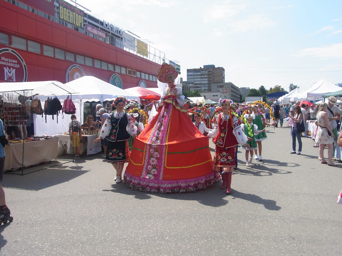 Ярмарка в день города в Обнинске