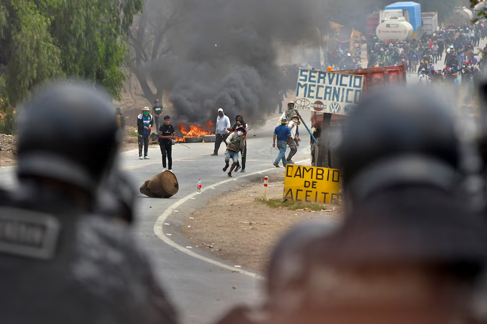 Произошли столкновения между блокадниками и сотрудниками полиции 