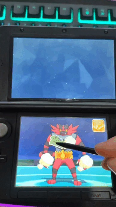 Кстати, такие огромные покемоны как Гиардос, помещаются только на 2х экранах)