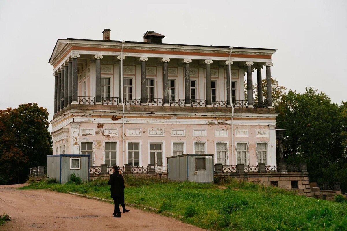 Южный фасад