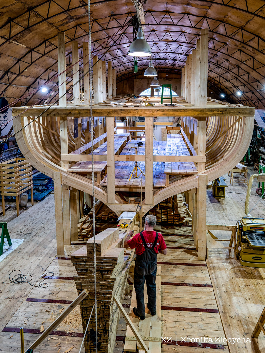 Процесс строительства поморской шхуны (Фото автора)