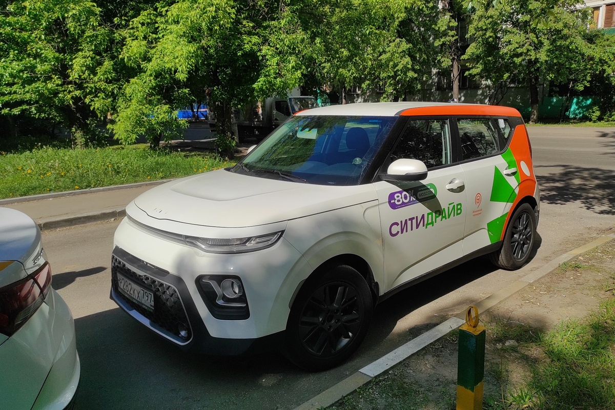 Ловите промокод WrmGDB. Вводите его при регистрации в Ситидрайве, и я получу бонусы, которыми смогу оплатить поездки. И вы тоже их получите. И это не реклама. Всё, что я получу - это бонусы от ваших актвиаций моего личного промо-кода.