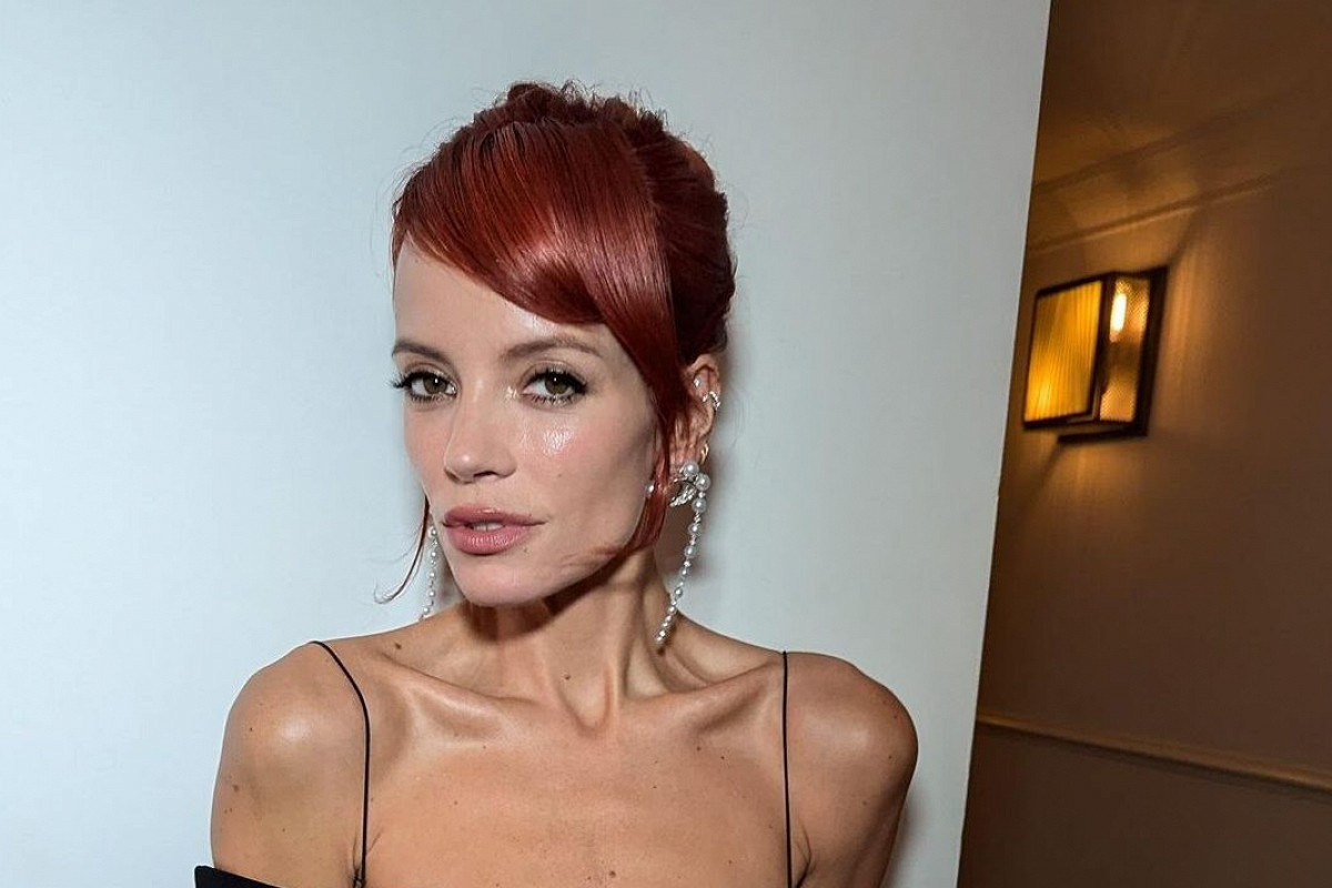 Лили Аллен - это вот одно из последних фото. Не узнать почти, видимо тоже худела на модном препарате