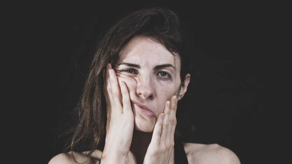    Девушка. Негатив. Эмоции. Источник: Pixabay