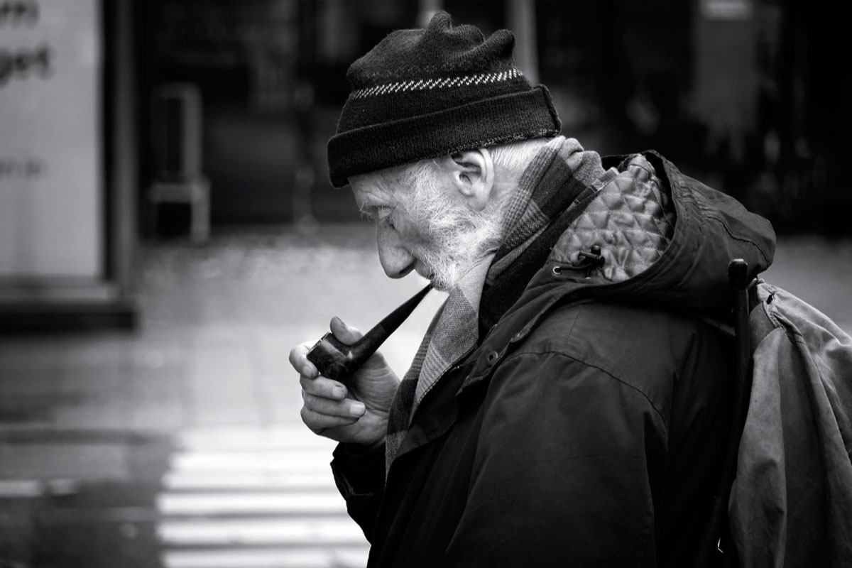 Одна из самых эффективных тактик — ничего не делать, а просто позволить себе расслабиться