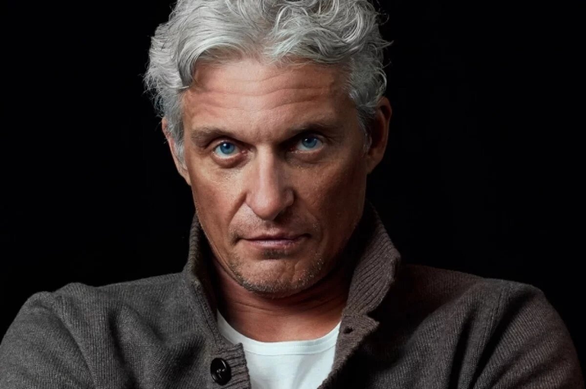    Бизнесмен Олег Тиньков оставил в России долги на 20 миллионов рублей