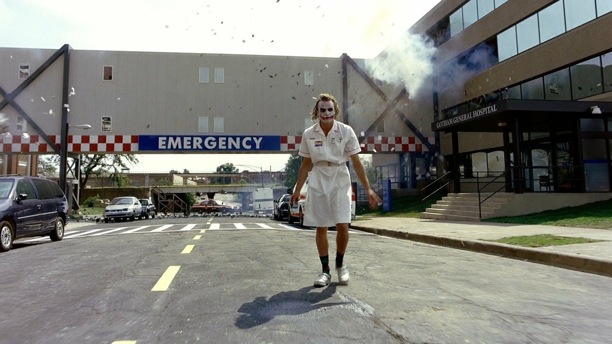 Тёмный рыцарь (200/). Рейтинг Кинопоиска 8.5