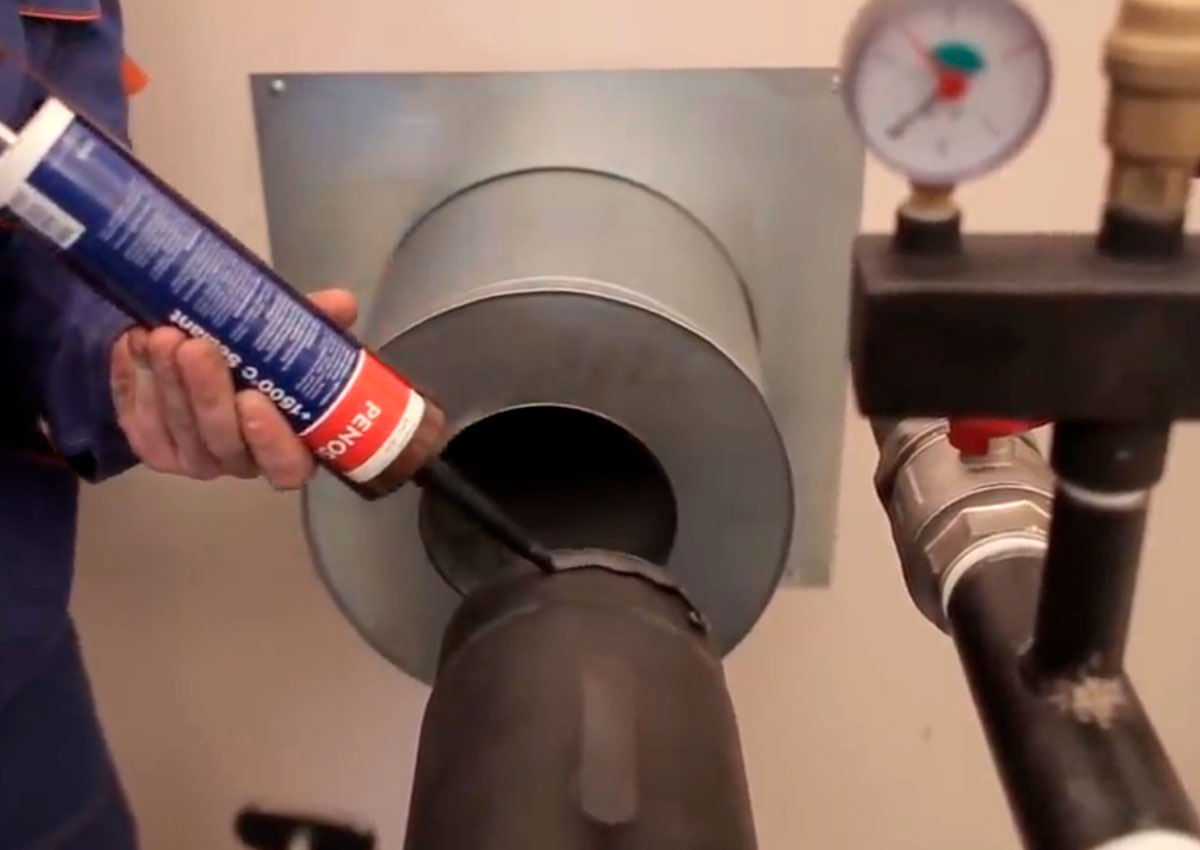 фото с сайта https://prometey54.ru/info/articles/dymokhody/montazh-dymokhoda-rekomendatsii-po-ustanovke/