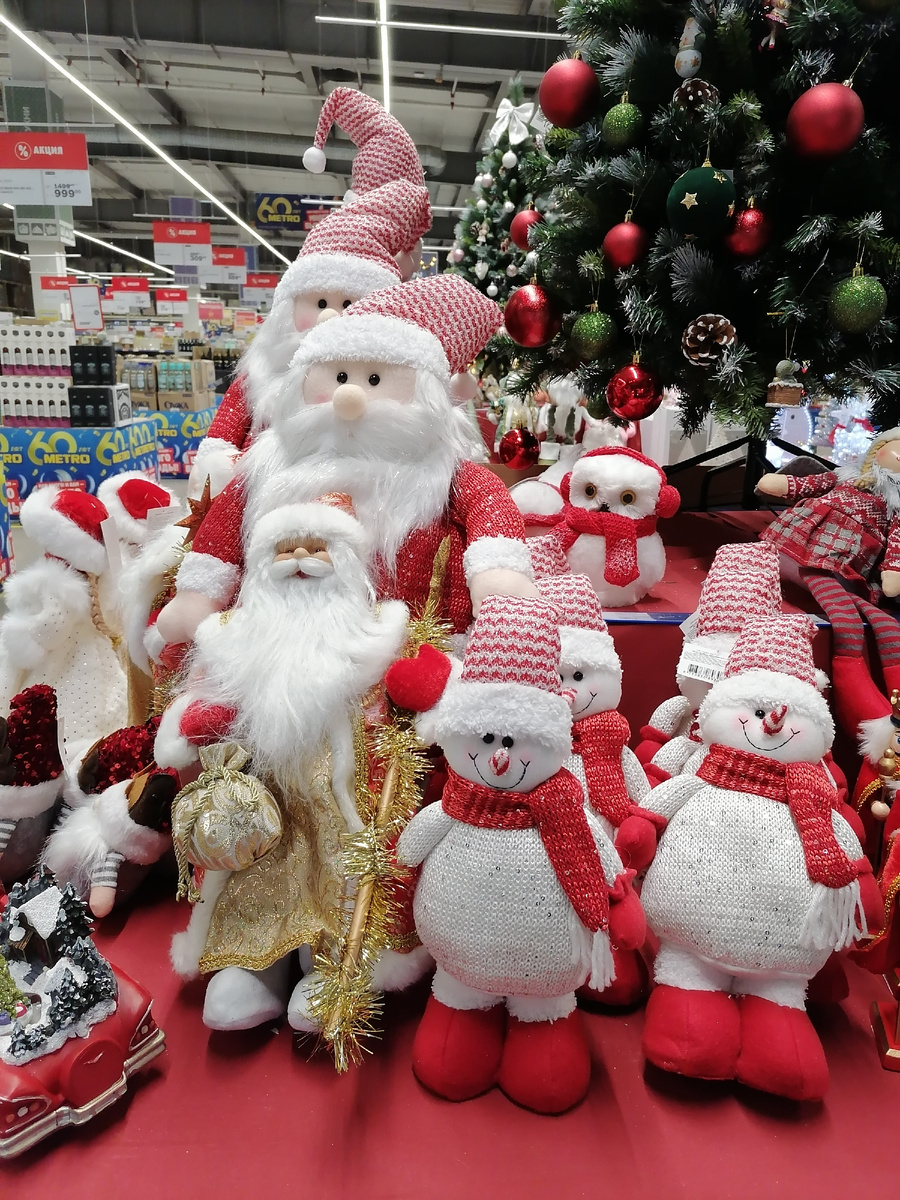 Уж как готовились к осенней распродаже продавцы без в\п (не магазины): кто-то примерял роль доброго снеговичка или, удивляясь собственной щедрости (скидки от 30% и выше), даже Деда Мороза. Но нет, благие намерения оказались под угрозой срыва...