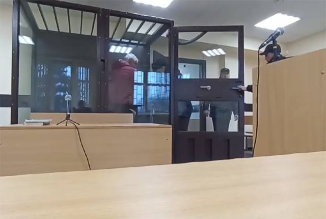 Арестован водитель грузовика, врезавшегося в цистерну на М-11 в Тверской области