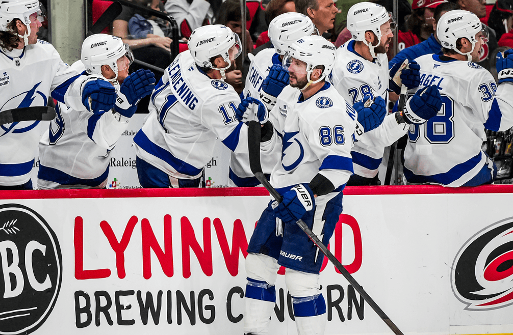 Никита Кучеров проводит мощное начало сезона в НХЛ. Фото: НХЛ