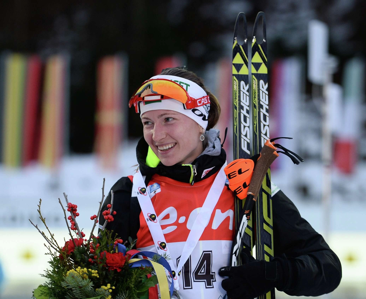    Четырёхкратная олимпийская чемпионка Дарья Домрачева сказала спасибо тренерам из Нягани