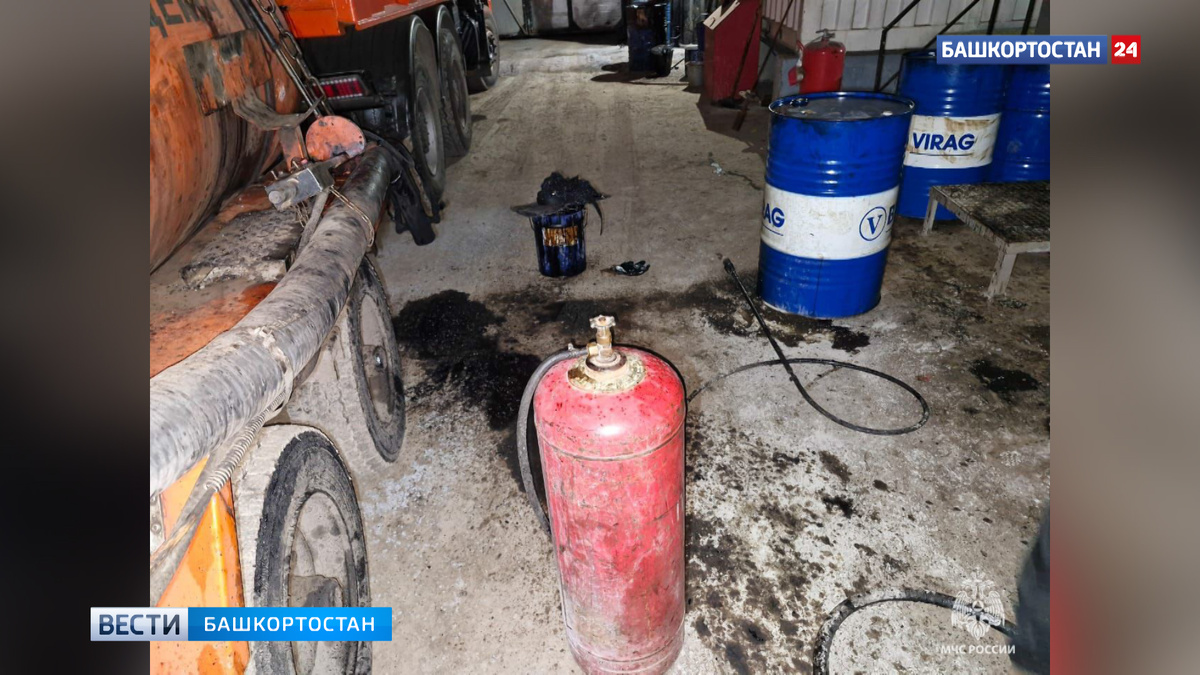    Уфимец попал в реанимацию с сильными ожогами после чистки трубы газовой горелкой