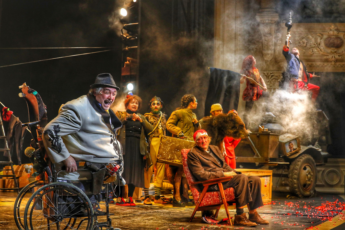    Фото: Спектакль «Три толстяка. Эпизод 1. Восстание»