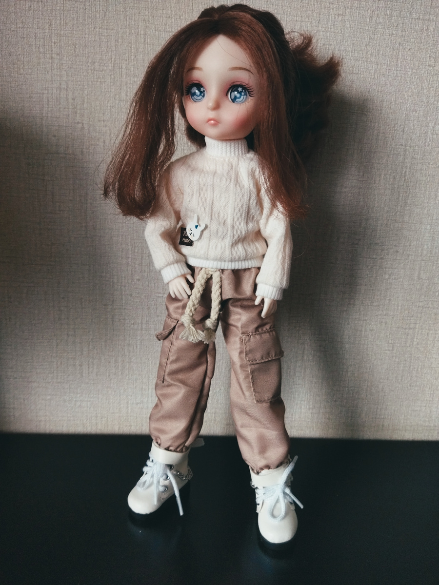 Шарнирная кукла Алиса