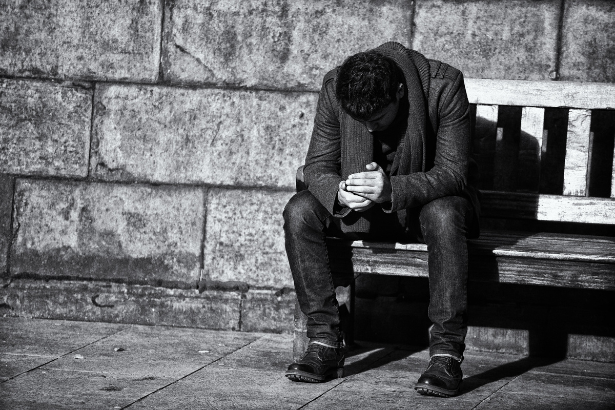 Всё кругом опостылело