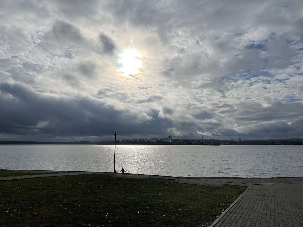 Красивейший вид из парка. Река Тагил