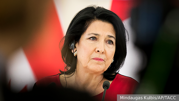     Фото: Mindaugas Kulbis/AP/ТАСС   
 Текст: Дмитрий Александров,    
Тбилиси