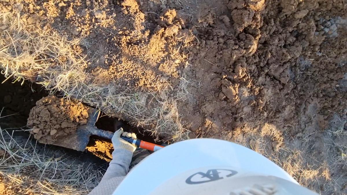 Ручная копка земли под фундамент