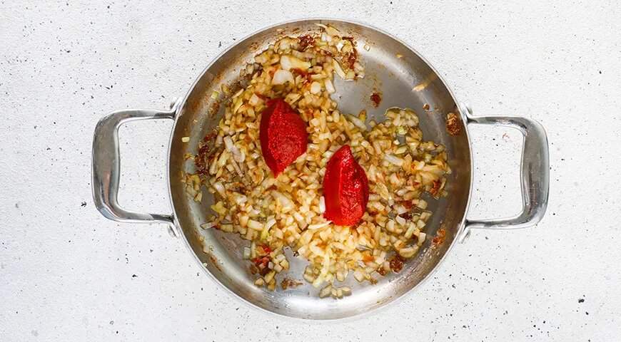   Бигус из свежей капусты со свининой (gastronom.ru)