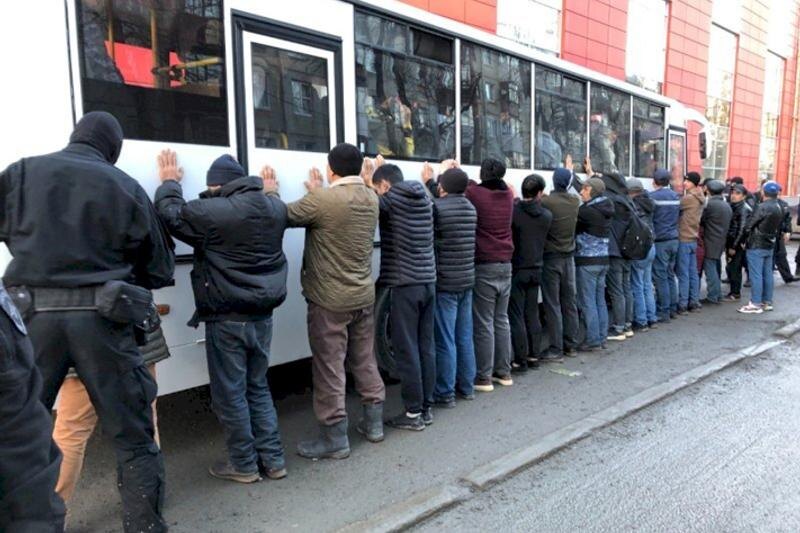    Валерий Горелых / Борьба с незаконными мигрантами стала на сегодня одной из приоритетных